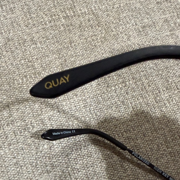 Quay Desi Perkins High Key Micro Polarized Sunglasses - Picture 4 of 5